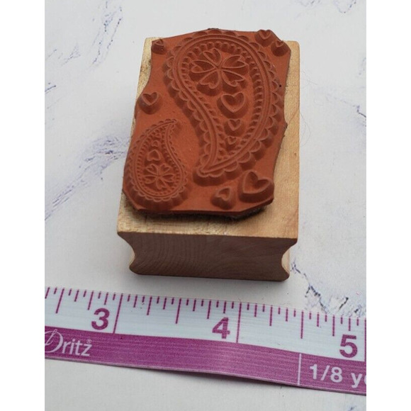 Hero Arts Duel Teardrop Pattern W/ Hearts Wood Mounted Rubber Stamp C4616 - Picture 7 of 7